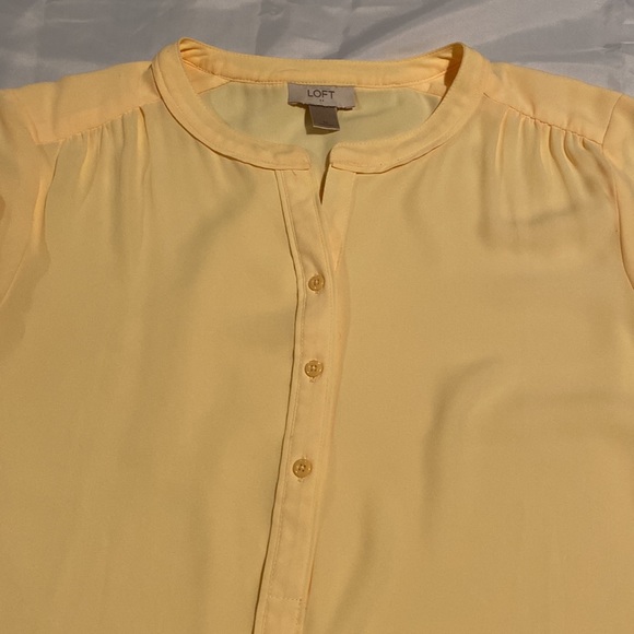 Loft -size M Butter yellow chiffon type semi sheer popover top - Picture 7 of 7